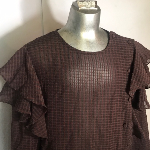 “CANELLE PARIS” Vintage Ruffled Blouse. - Picture 2 of 11